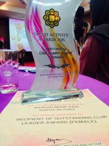 Ketua Beliawanis PEMBINA UIAM rangkul anugerah Pemimpin Kelab Terbaik (Wanita)